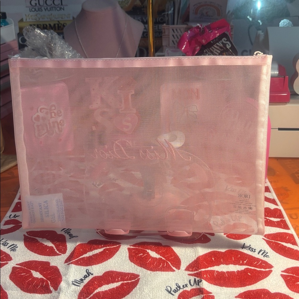 Dior Beauty Soft Pink Miss Dior Pouch - Picture 3 of 14